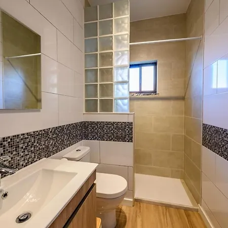 Detached House With Garden Baleal Peniche * Ferrel (Leiria)