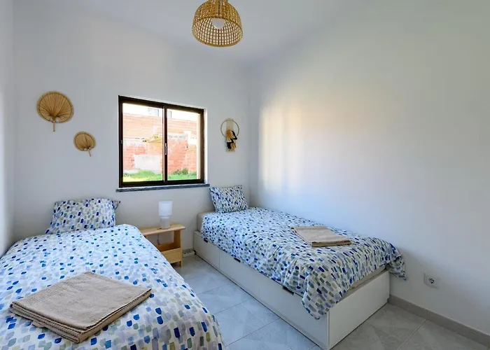 Detached House With Garden Baleal Peniche 펜션 페렐